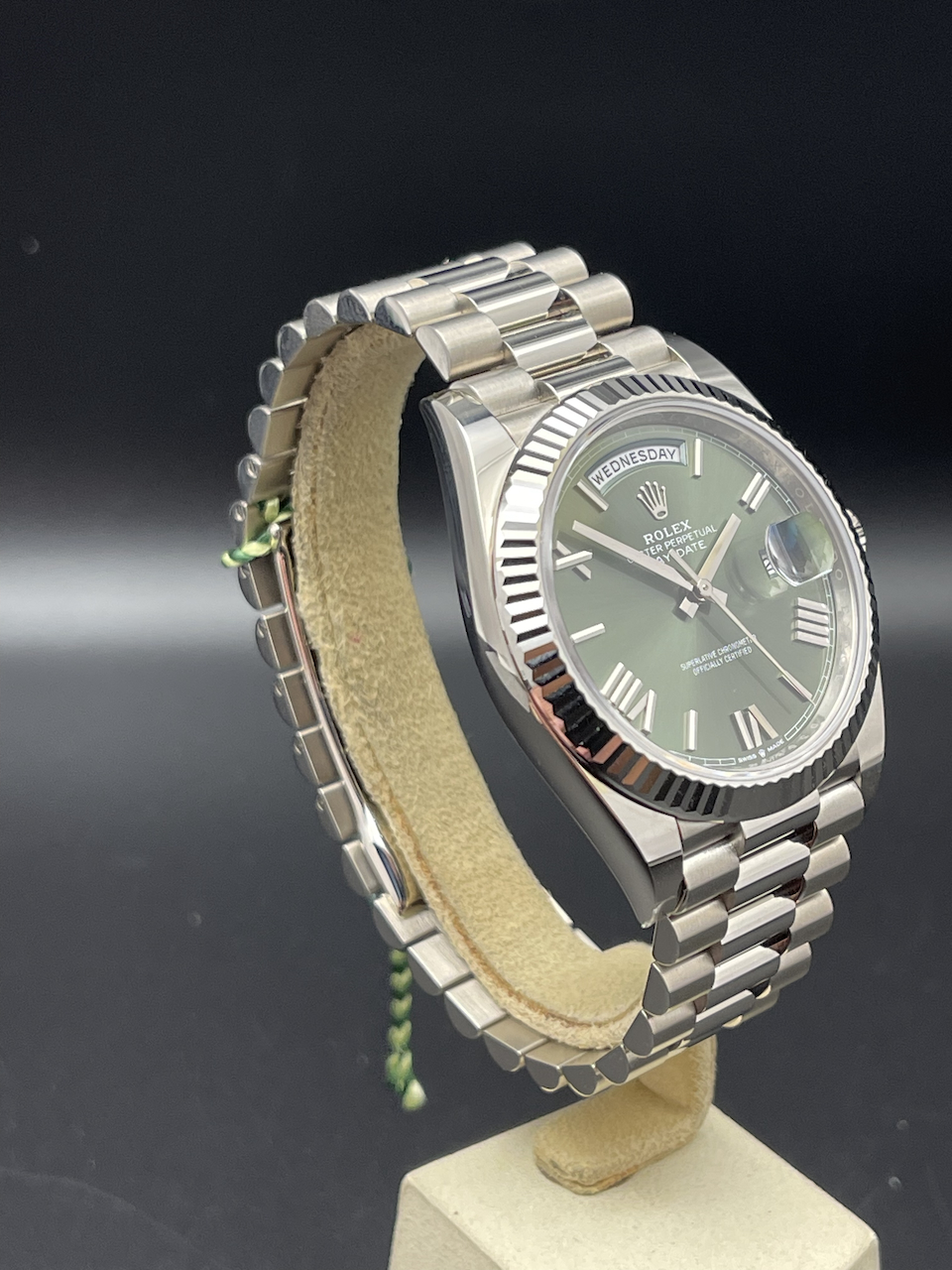 rolex day date 40 verde oliva